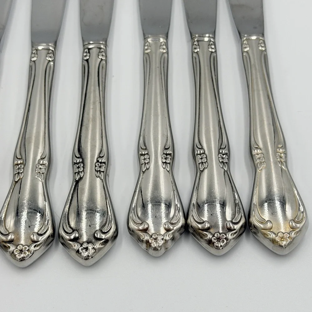 Oneidacraft Deluxe Chateau Dinner Knives Set of 8 Stainless Steel Flatware 8.5